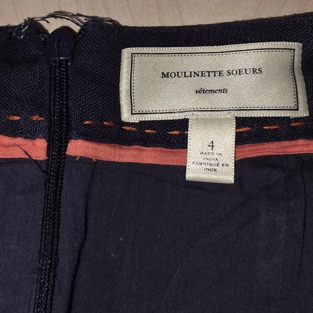 Moulinette Soeurs Navy Skirt with Colorful Floral Embroidery - Picture 3 of 6